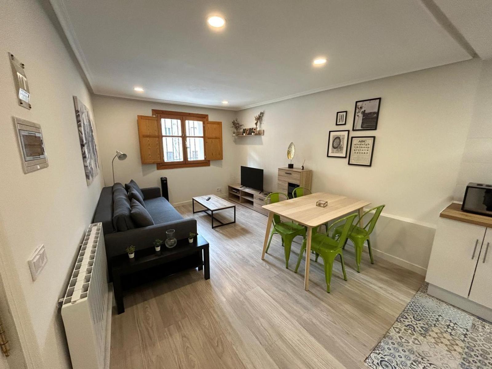 Apartamento Con Encanto En Casco Historico De Burgo Εξωτερικό φωτογραφία